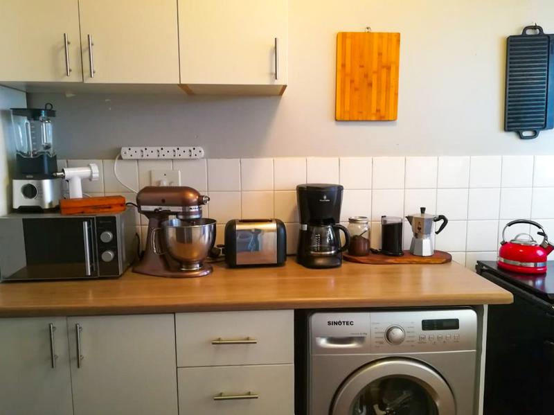 To Let 0 Bedroom Property for Rent in Vredehoek Western Cape